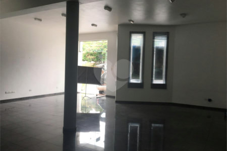 Salão Comercial para alugar em Cidade Satélite, Atibaia, SP