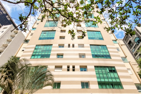 Apartamento à venda com 4 suítes,  em Jardim Paulistano, São Paulo, SP