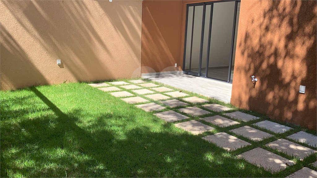 Apartamento à venda com 2 quartos, sendo 1 suíte,  em Alto da Boa Vista, São Paulo, SP