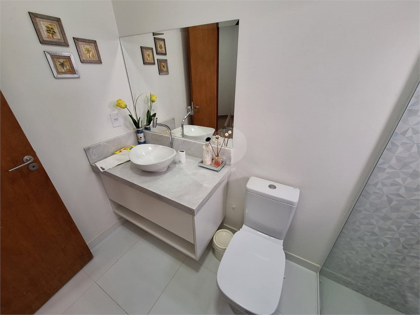 Casa à venda com 3 suítes no condomínio Village Ipanema, Araçoiaba da Serra - SP