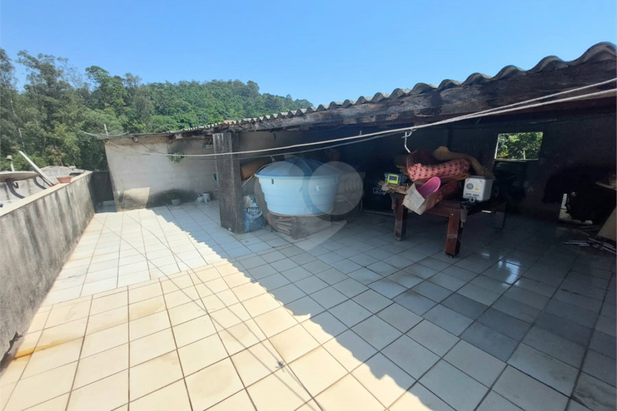 Sobrado à venda com 4 quartos em Vila Clarice, São Paulo, SP