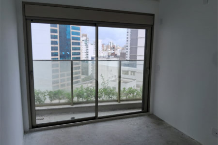 Apartamento à venda com 3 suítes em Moema, São Paulo, SP