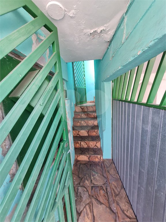 Casa à venda com 6 quartos em Vila dos Remédios, São Paulo, SP