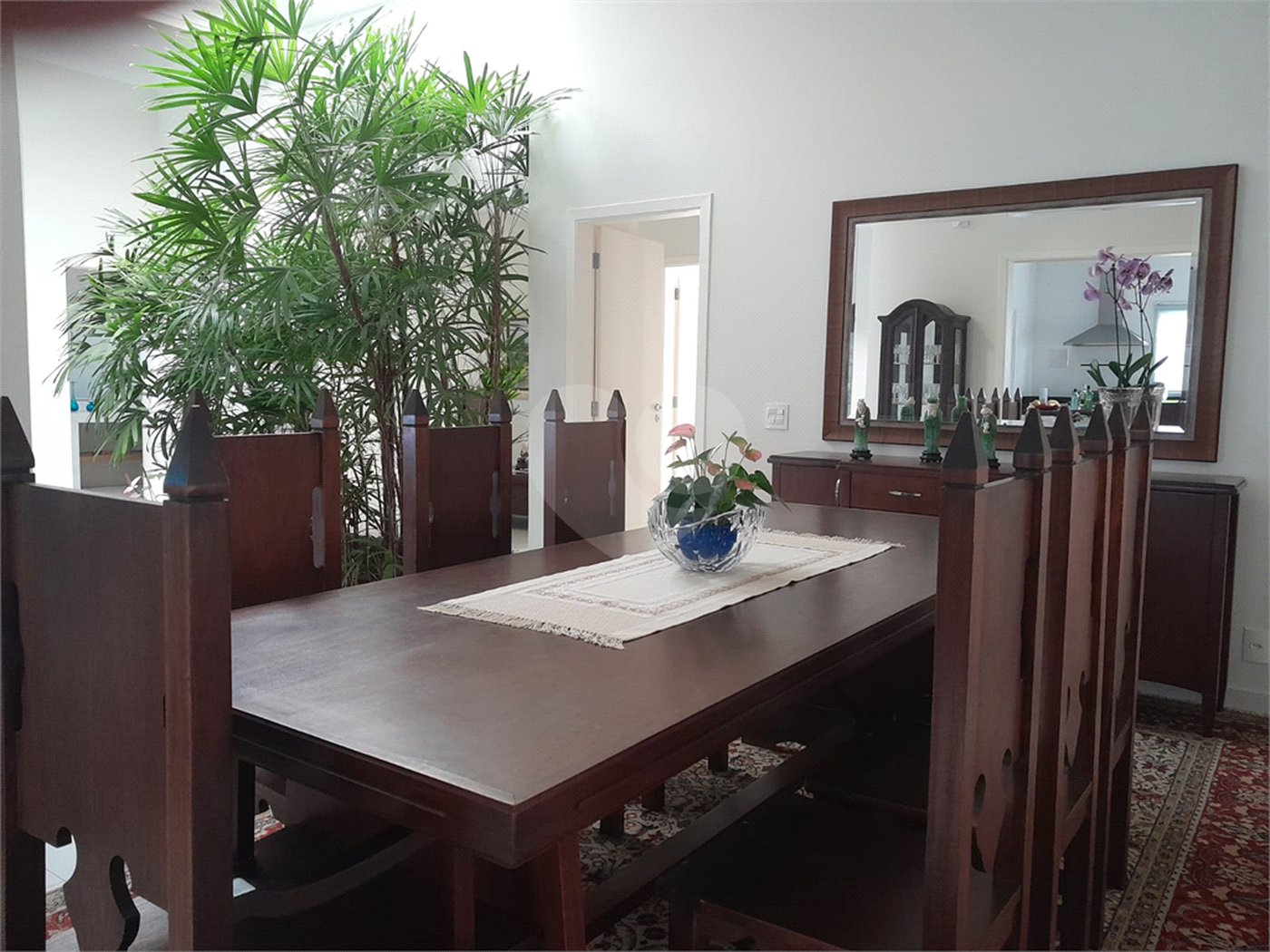 Casa à venda com 5 suítes no condomínio Ipe Velho, Vinhedo - SP