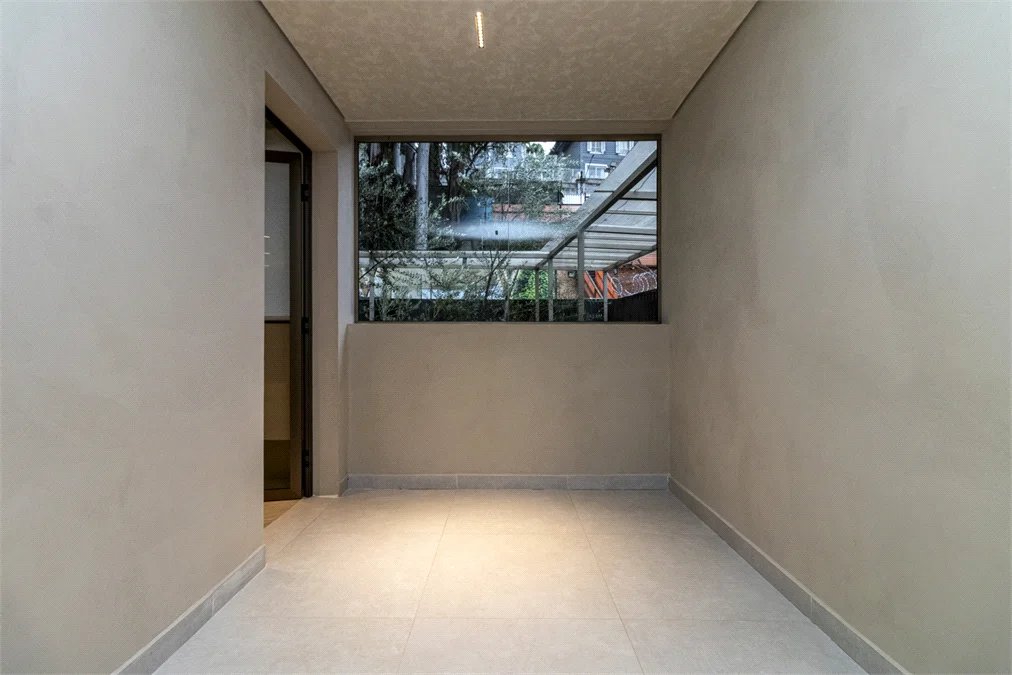 Apartamento à venda com 4 suítes em Jardim Guedala, São Paulo, SP