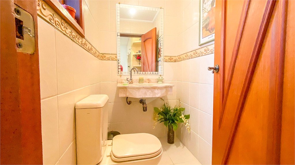 Casa de Vila à venda com 4 quartos, sendo 2 suítes, em Cambuci, São Paulo, SP