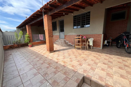 Casa à venda com 4 quartos, sendo 1 suíte, em Jardim São Judas Tadeu, Salto, SP