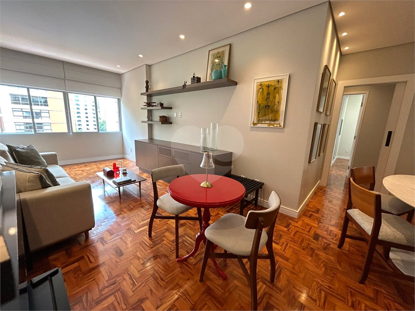 Apartamento à venda com 2 quartos, sendo 1 suíte, em Cerqueira César, São Paulo, SP
