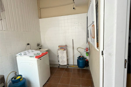 Casa à venda com 3 quartos em Parque Santo Antônio, Guarulhos, SP