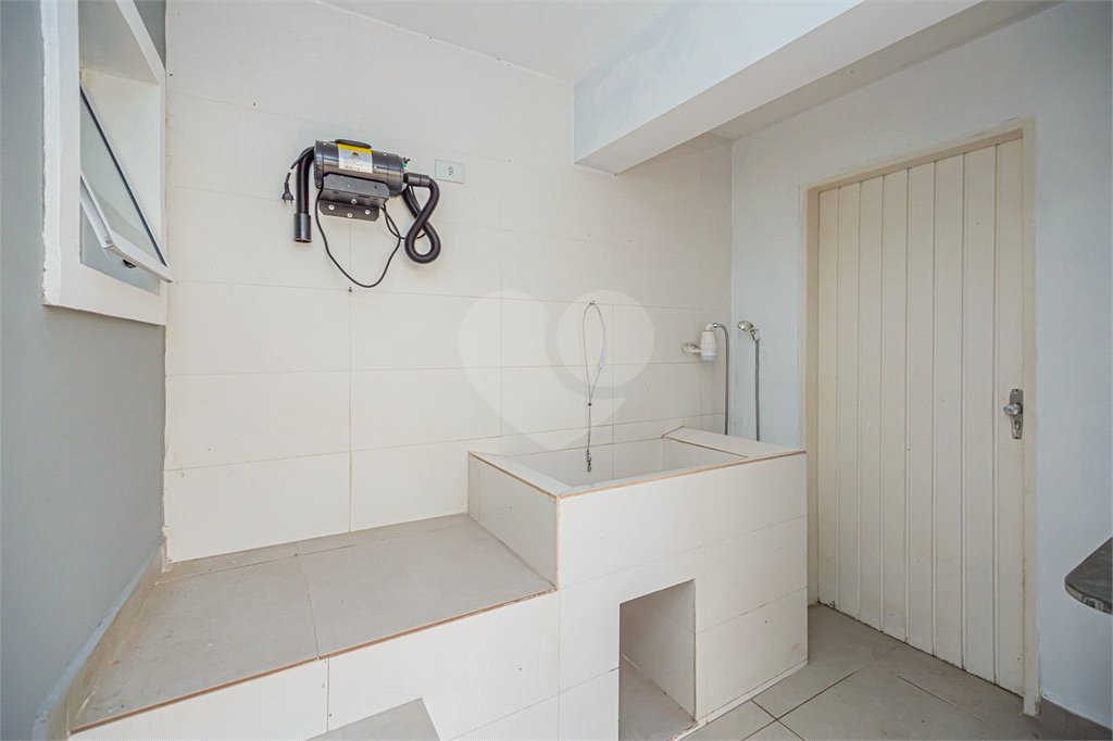 Casa à venda com 5 quartos, sendo 1 suíte,  em Chácara Inglesa, São Paulo, SP