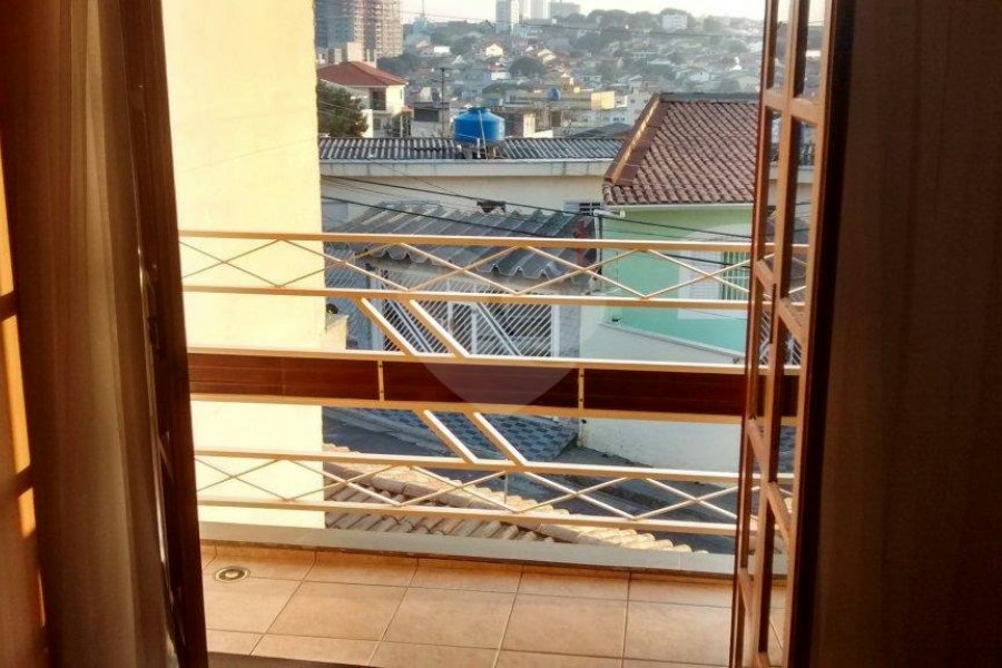 Sobrado à venda com 4 suítes em Parque Renato Maia, Guarulhos, SP