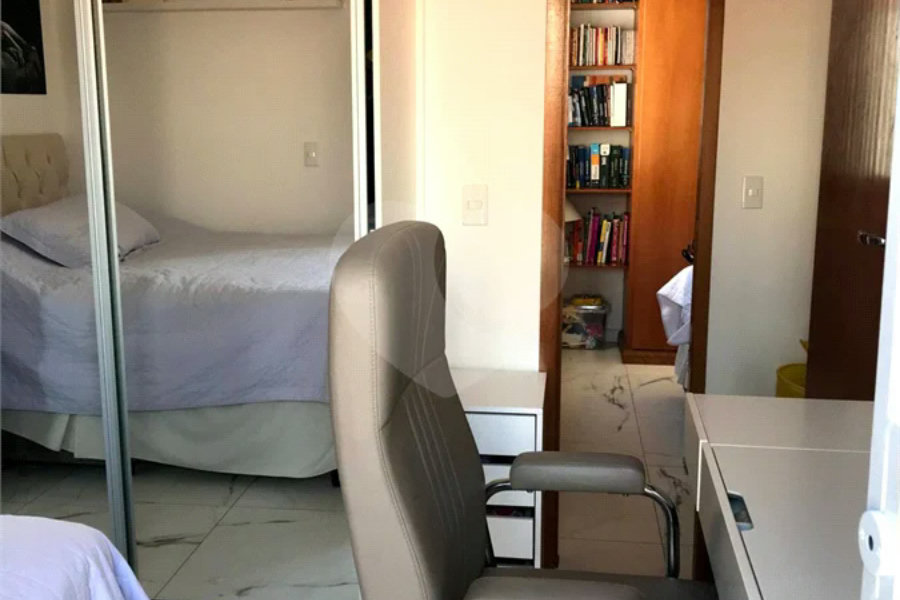 Casa à venda com 2 suítes no condomínio Residencial Casa Forte, São Paulo - SP