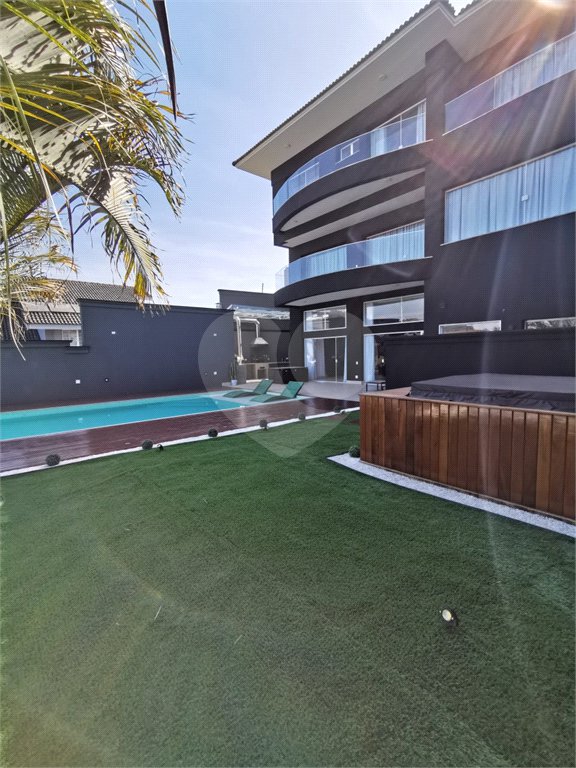 Casa à venda ou para alugar com 4 suítes em Parque dos Príncipes, São Paulo, SP