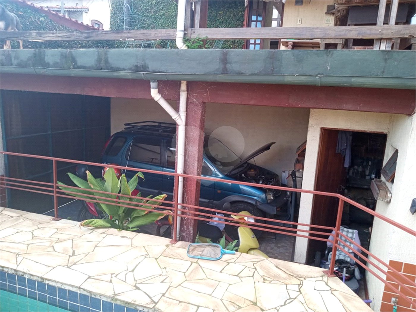 Sobrado à venda com 3 quartos, sendo 1 suíte,  em Vila Caputera, Mogi das Cruzes, SP