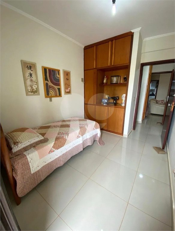 Apartamento à venda com 3 quartos, sendo 1 suíte,  em Jardim Irajá, Ribeirão Preto, SP