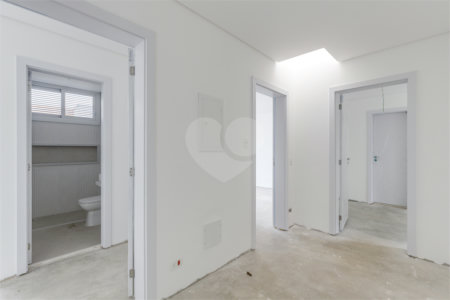 Casa à venda com 4 suítes no condomínio Venezia, São Paulo - SP
