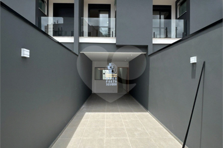 Sobrado à venda com 3 quartos, sendo 1 suíte, em Parada Inglesa, São Paulo, SP