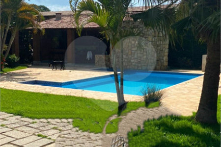 Casa à venda com 3 quartos, sendo 1 suíte,  em Pinheirinho, Vinhedo, SP