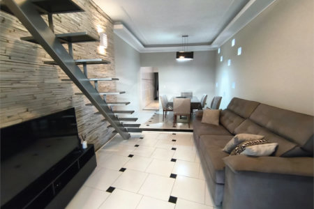 Casa à venda com 3 quartos, sendo 2 suítes,  em Vila Carolina, Itapetininga, SP