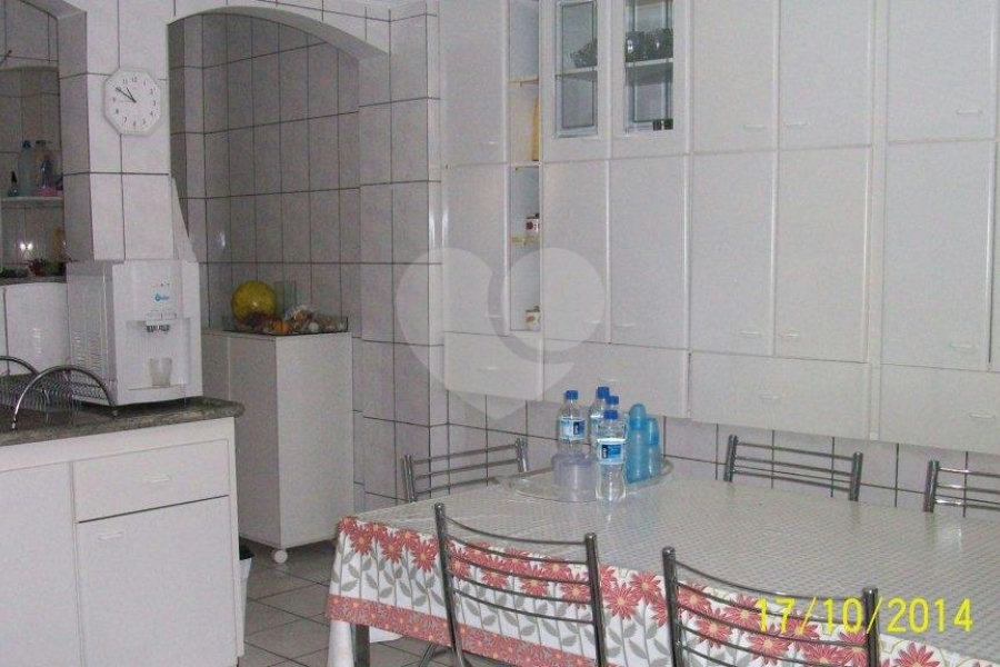 Sobrado à venda com 4 quartos em Limão, São Paulo, SP