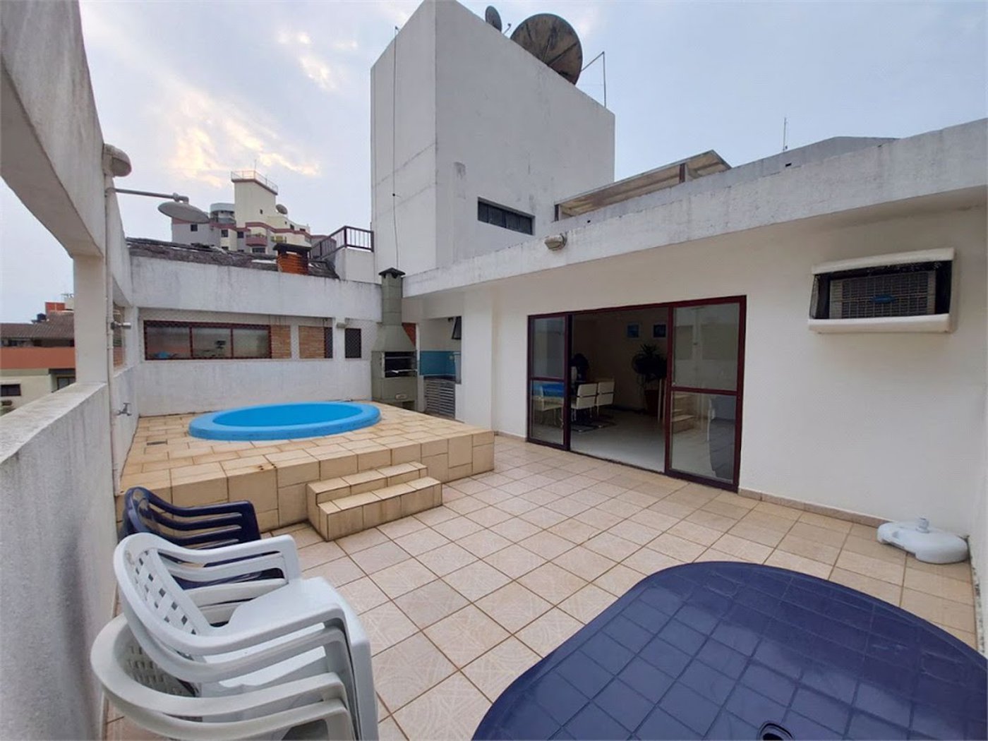 Apartamento Residencial à venda, Balneário Cidade Atlântica, Guarujá - AP0494.