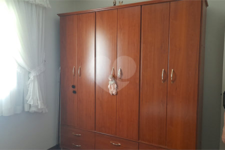 Sobrado à venda com 3 quartos, sendo 1 suíte, em Vila Nivi, São Paulo, SP