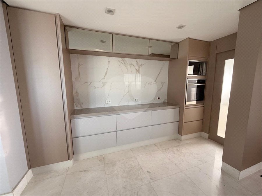 Apartamento para alugar com 3 suítes em Brooklin, São Paulo, SP