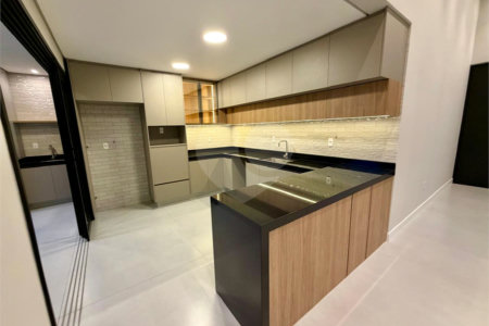 Casa à venda com 3 suítes no condomínio Le France, Sorocaba - SP