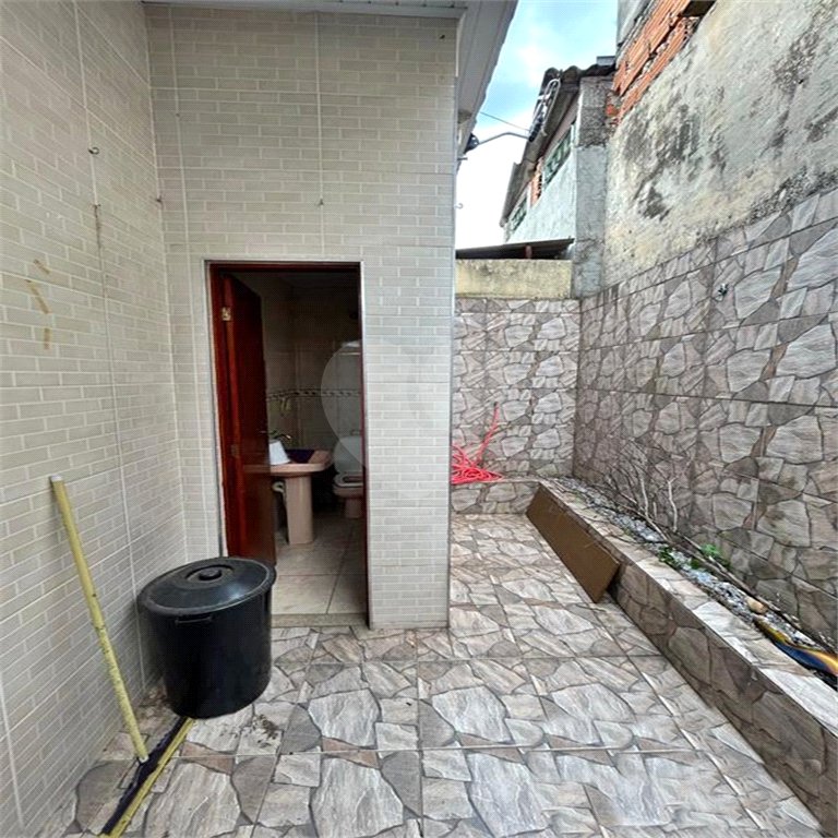 Sobrado à venda com 3 quartos, sendo 1 suíte, em Jardim Peri, São Paulo, SP