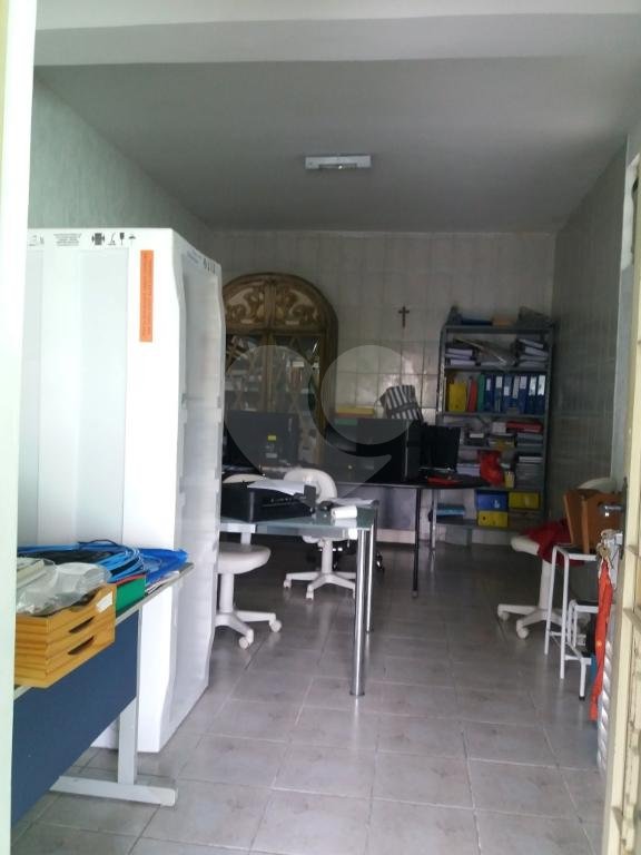 Sobrado à venda com 3 quartos, sendo 1 suíte, em Jardim Maria Duarte, São Paulo, SP