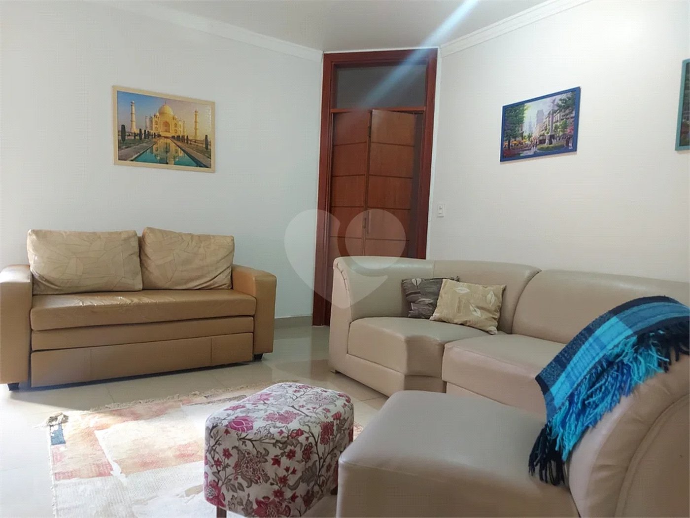 Casa à venda com 4 quartos, sendo 3 suítes, no Centro, Vinhedo, SP
