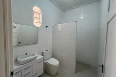 Casa com 3 dormitórios para alugar, 284 m² por R$ 21.162,89 - Gonzaga - Santos/SP