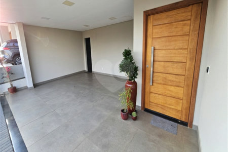 Casa à venda com 3 suítes no condomínio Jardim Residencial Dona Maria José, Indaiatuba - SP