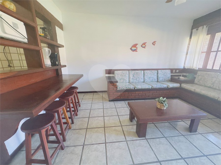 Casa em condomínio à venda com 2 quartos em Geribá, Armação dos Búzios, RJ