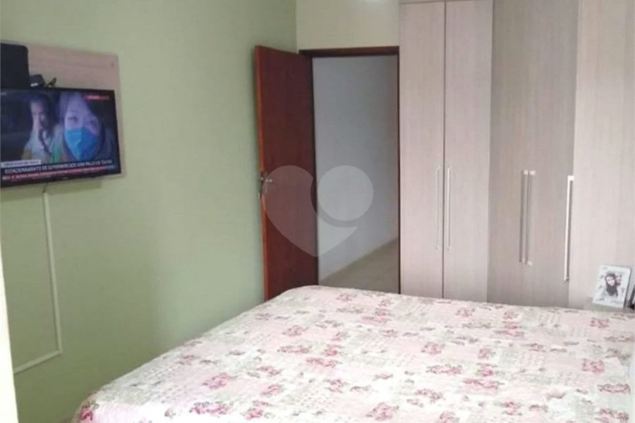 Sobrado à venda com 3 quartos, sendo 1 suíte, em Artur Alvim, São Paulo, SP