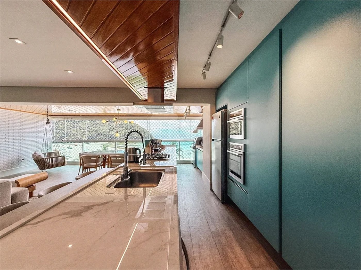 Apartamento à venda com 3 suítes em Riviera de São Lourenço, Bertioga, SP