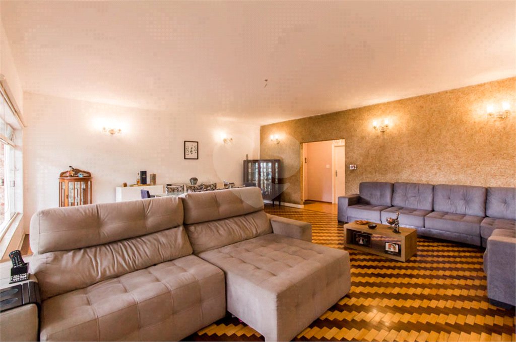 CASA TÉRREA 250m2 construídos/600 m2 de Terreno - metrô S.Judas
