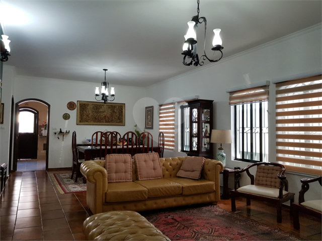 Casa à venda com 3 quartos, sendo 1 suíte,  no condomínio City Campo Grande, São Paulo - SP