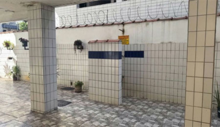 Apartamento Residencial à venda, Vila Guilhermina, Praia Grande - AP0381.