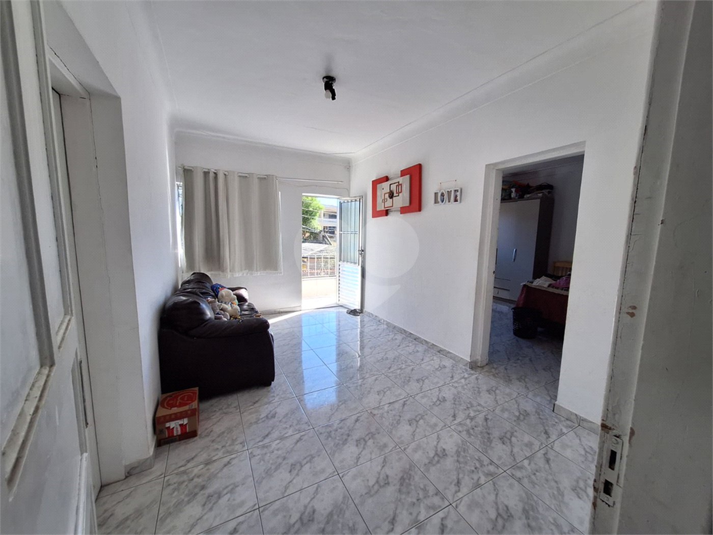 Sobrado à venda com 8 quartos em Penha, São Paulo, SP