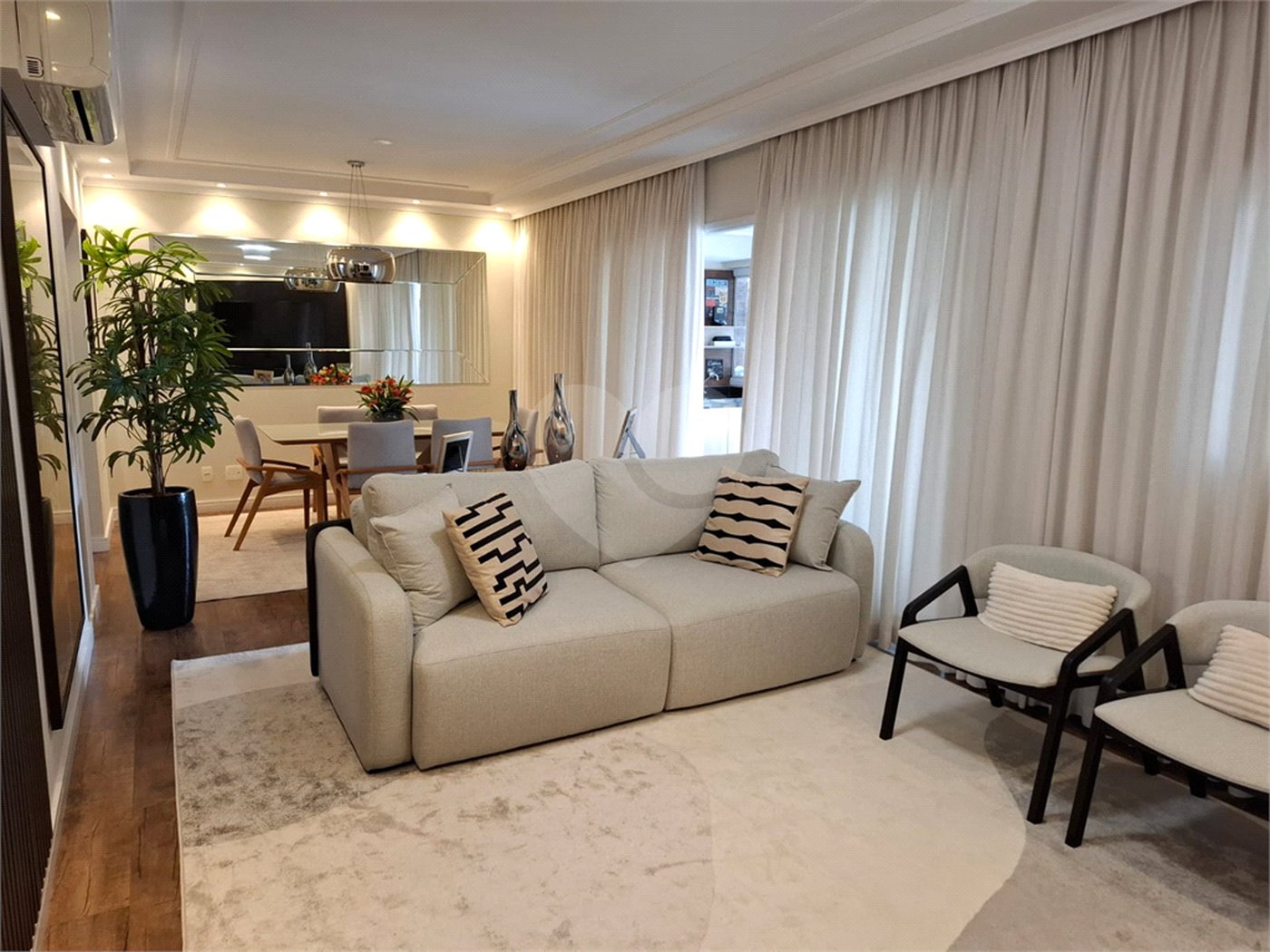 Apartamento à venda com 3 suítes em Barra Funda, São Paulo, SP