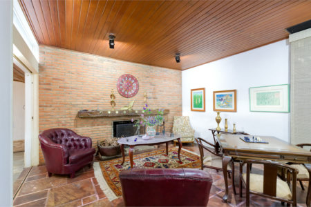 Casa Térrea à venda com 5 quartos, sendo 2 suítes, em Alto da Boa Vista, São Paulo, SP