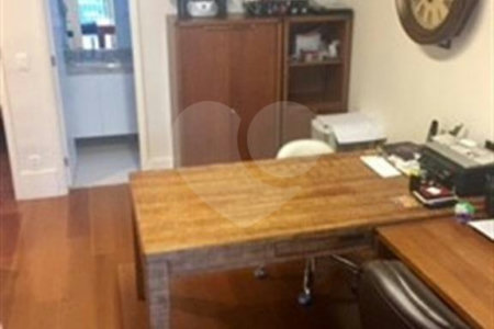 Apartamento à venda com 3 suítes em Campo Belo, São Paulo, SP