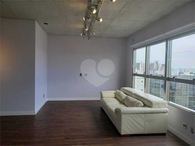 Apartamento à venda com 1 quarto em Alto da Boa Vista, São Paulo, SP