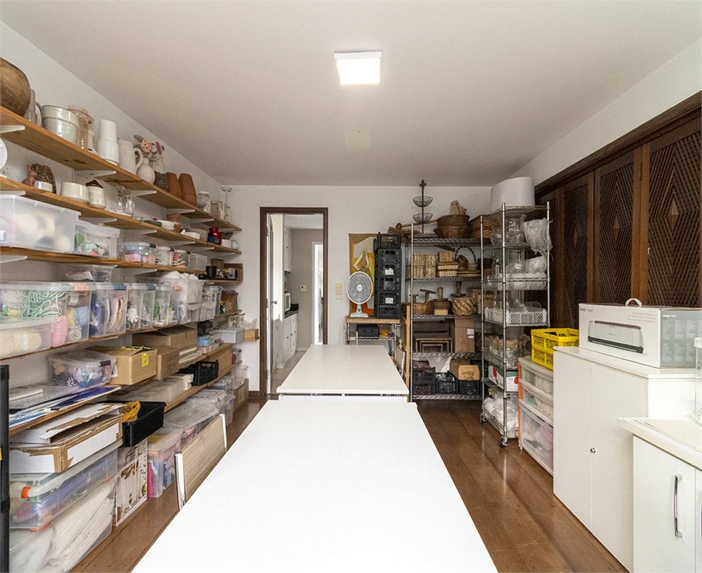 Casa à venda com 3 quartos, sendo 2 suítes,  em Alto de Pinheiros, São Paulo, SP