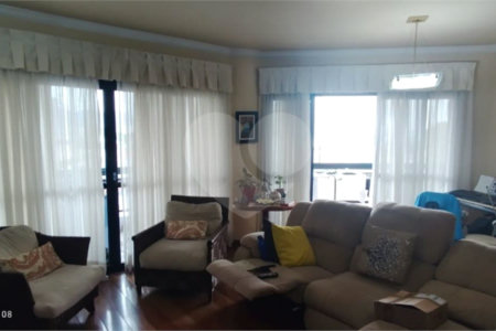 Apartamento à venda com 3 quartos, sendo 2 suítes,  em Vila Oliveira, Mogi das Cruzes, SP