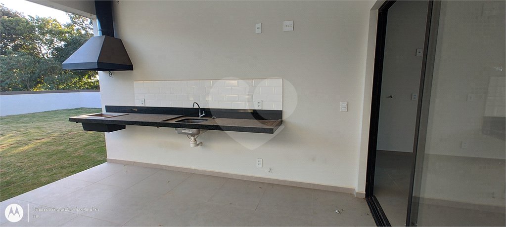 Casa à venda com 3 suítes no condomínio Reserva Ybyra, Atibaia - SP