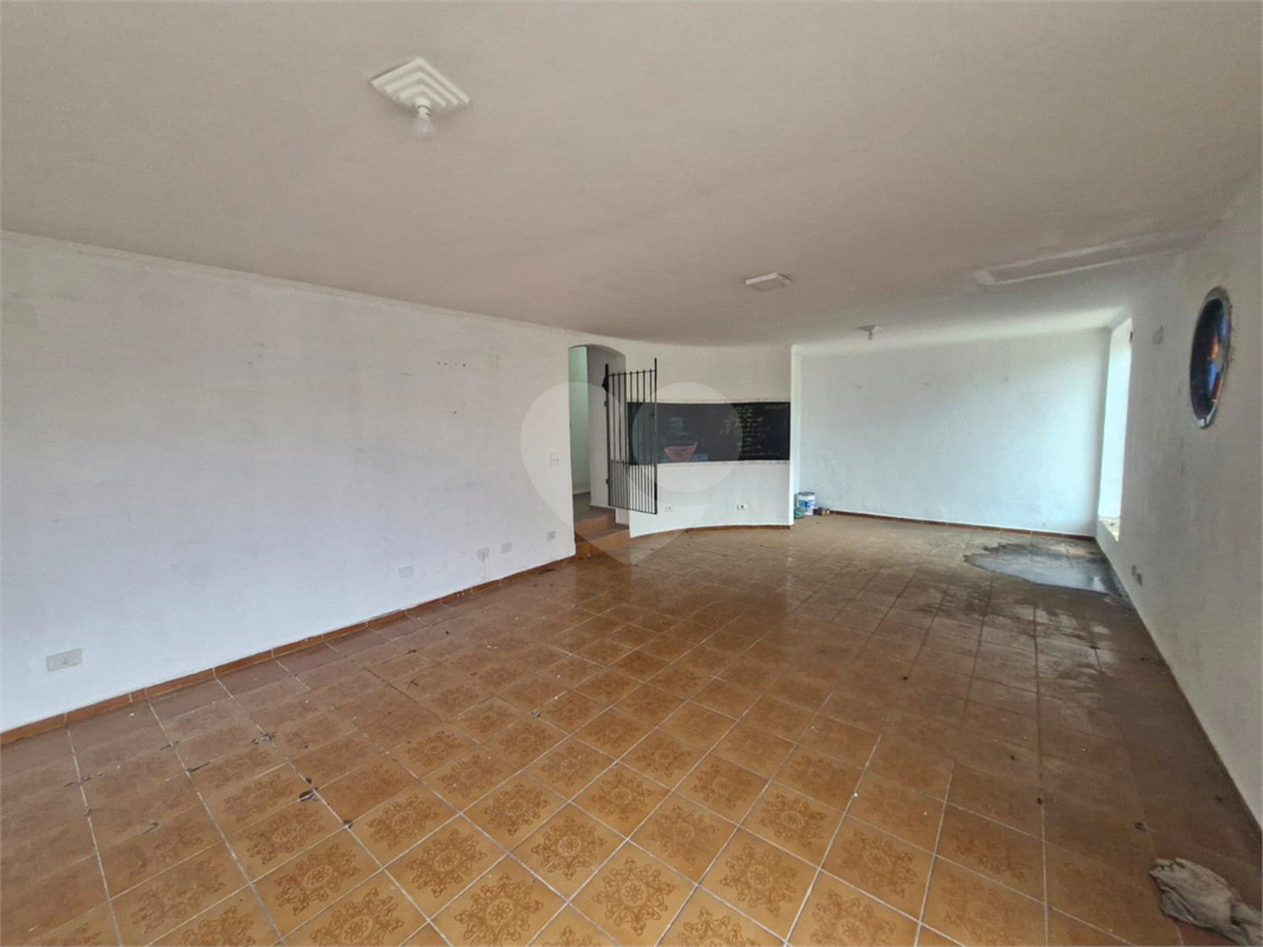 Casa à venda com 3 quartos, sendo 2 suítes, em Jardim Franca, São Paulo, SP