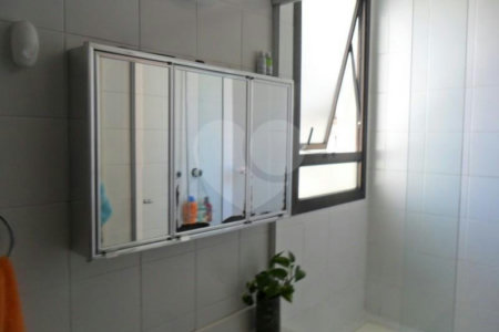 Apartamento à venda com 3 quartos, sendo 1 suíte, em Vila Andrade, São Paulo, SP
