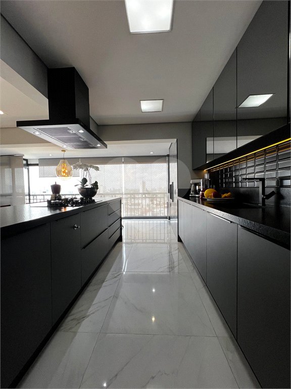 Apartamento à venda com 3 suítes no Centro, Mogi das Cruzes, SP